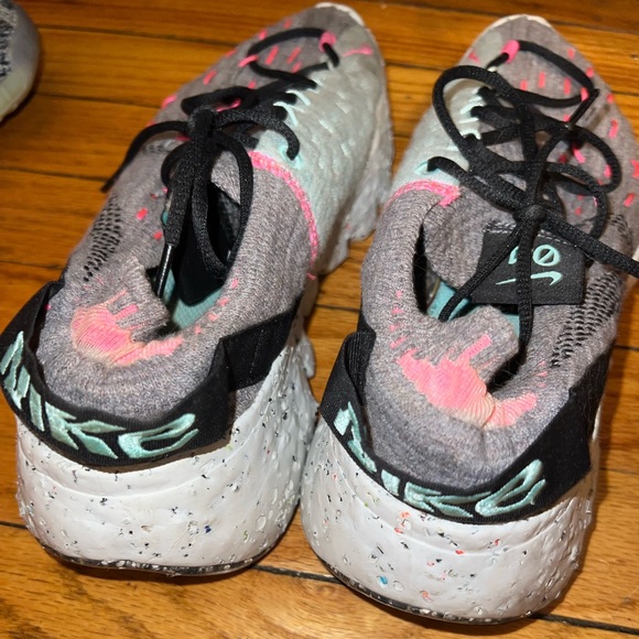 Nike Shoes - Nike running shoes